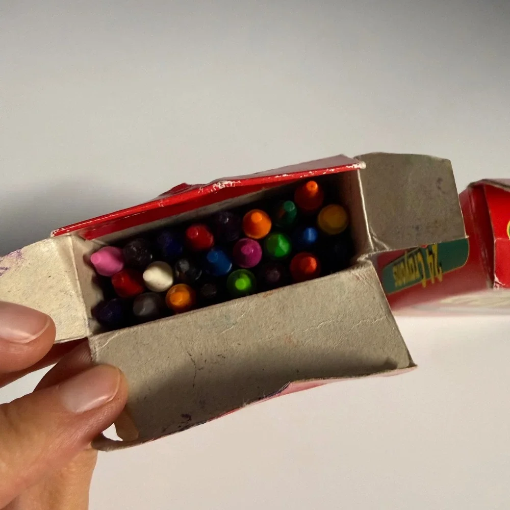 RARE Vintage Family Dollar 24 Crayons Brilliant Colors Non Toxic 2 Boxes 1302913
